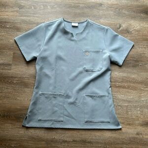 Luuna Scrubs Set (Top & Bottom) in Dusty Blue Size Medium